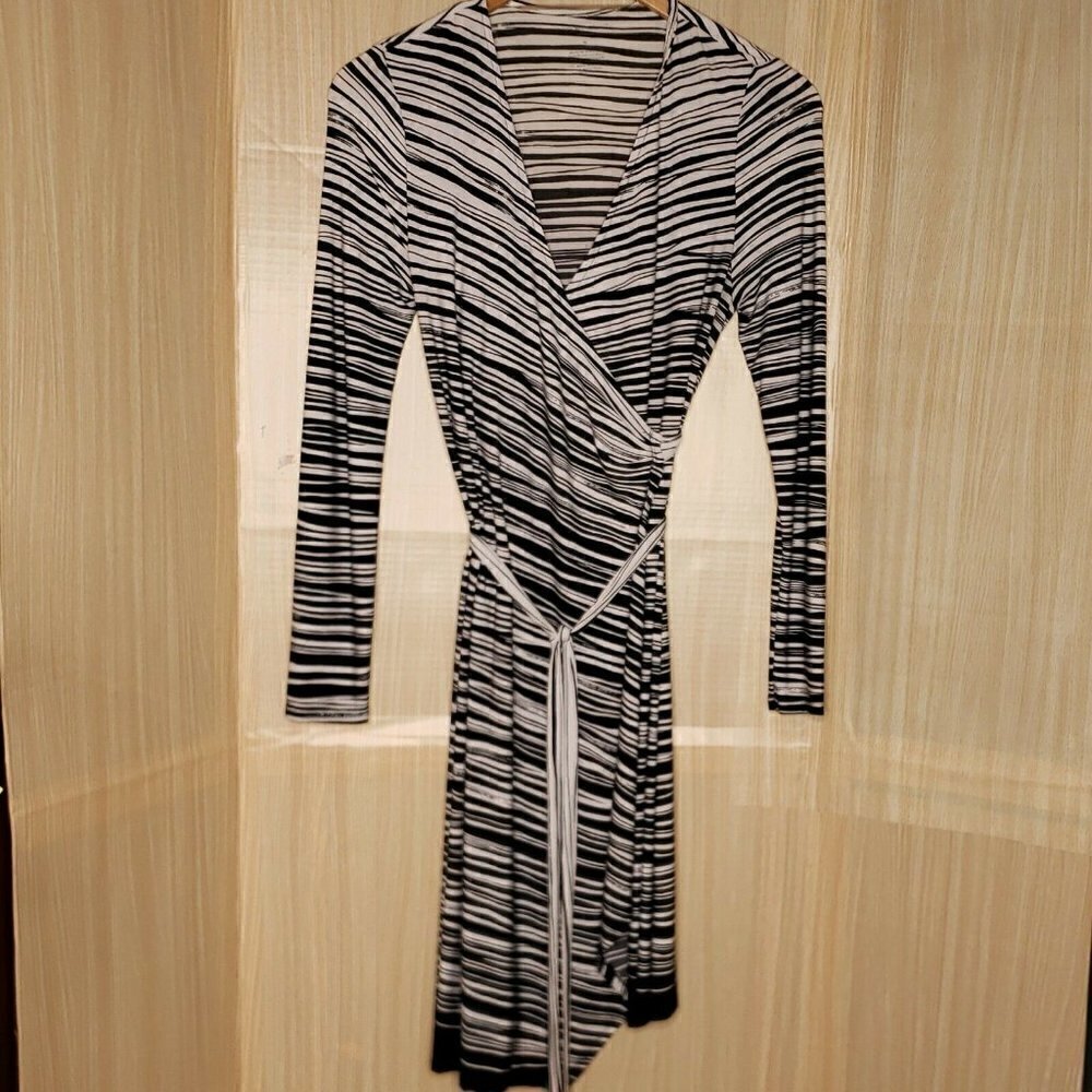 Liz Lange Maternity Black White Striped Wrap Dress